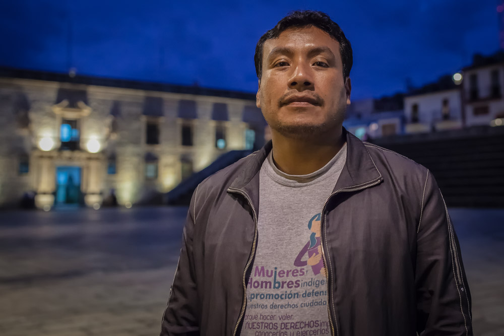 Armando de la Cruzganador del Premio al Liderazgo Social, 2019, por su trayectoria y compromiso de vida en la defensa de los derechos humanos y del territorio de los pueblos indígenas