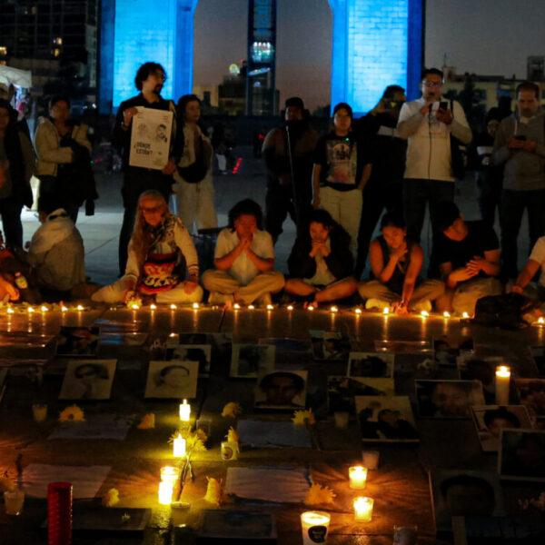 Velada con integrantes de la RED TDT. Memorial para exigir justicia, por defensoras y personas desaparecidas.